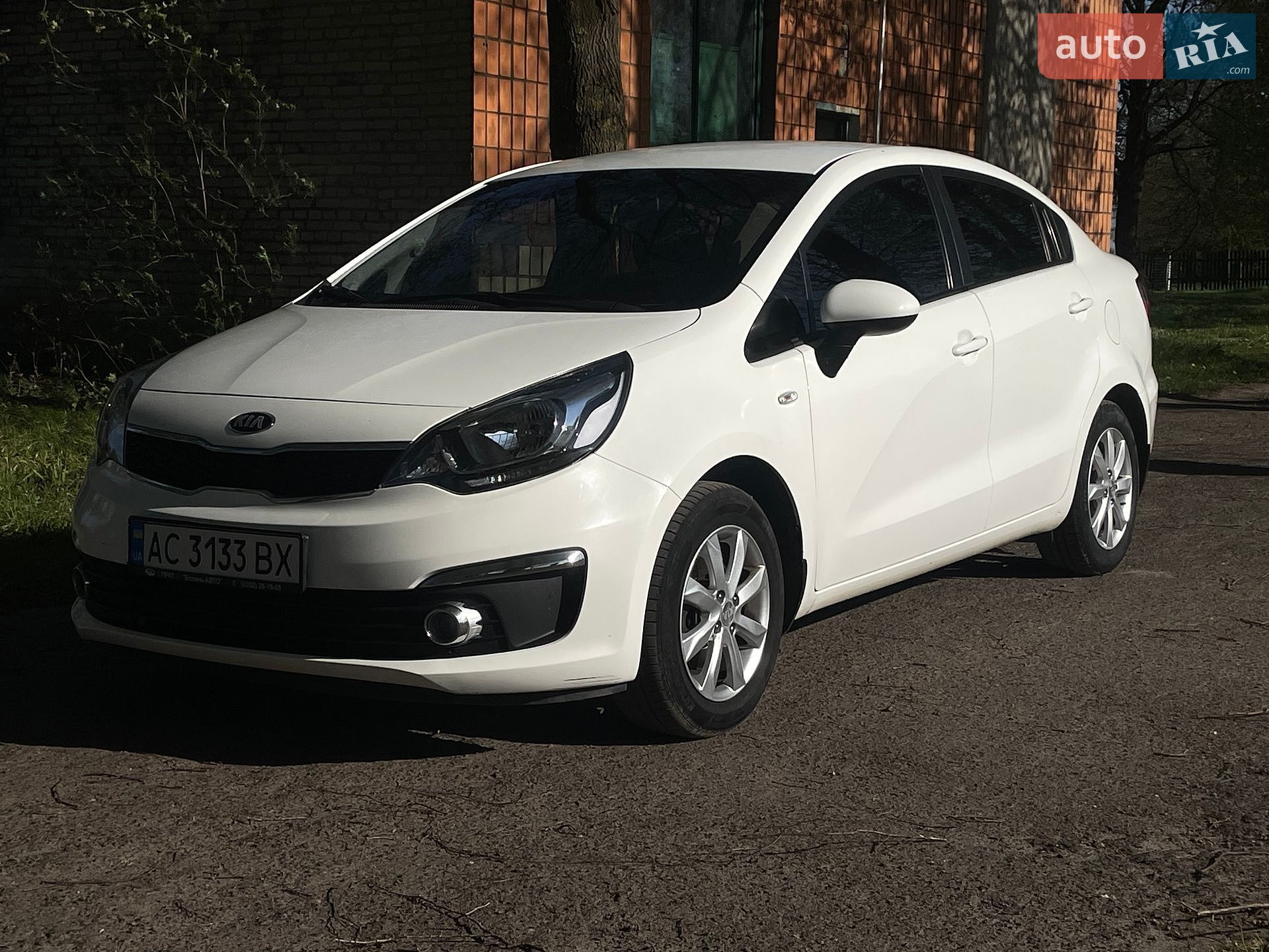 KIA RIO 2017 VIN KNADN412AG6104376 фото оголошення 12 з 15