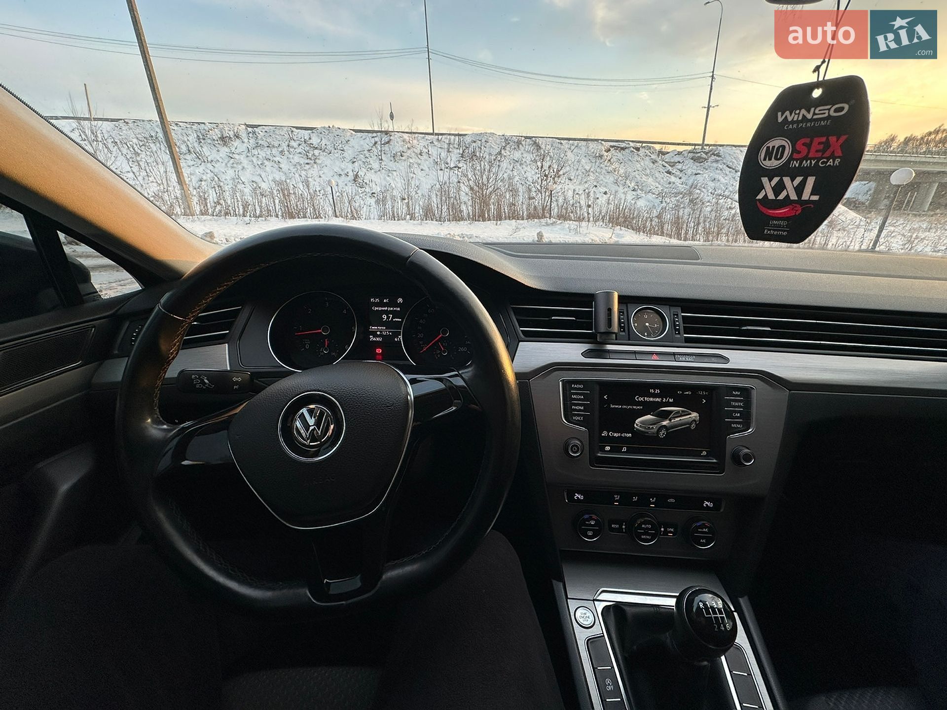 Volkswagen Passat 2015 VIN WVWZZZ3CZFE440649 фото оголошення 11 з 22
