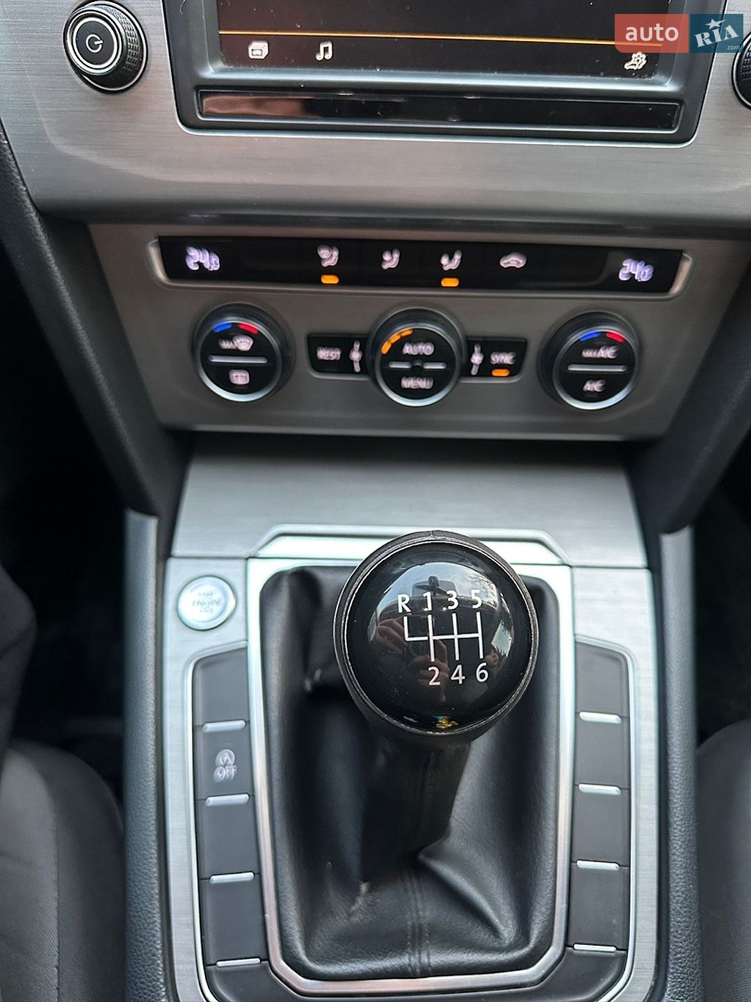 Volkswagen Passat 2015 VIN WVWZZZ3CZFE440649 фото оголошення 14 з 22