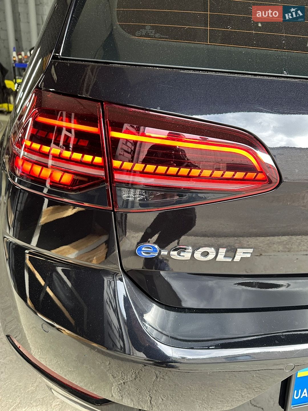 Volkswagen e-Golf 2019 VIN WVWZZZAUZK8990261 фото оголошення 10 з 18