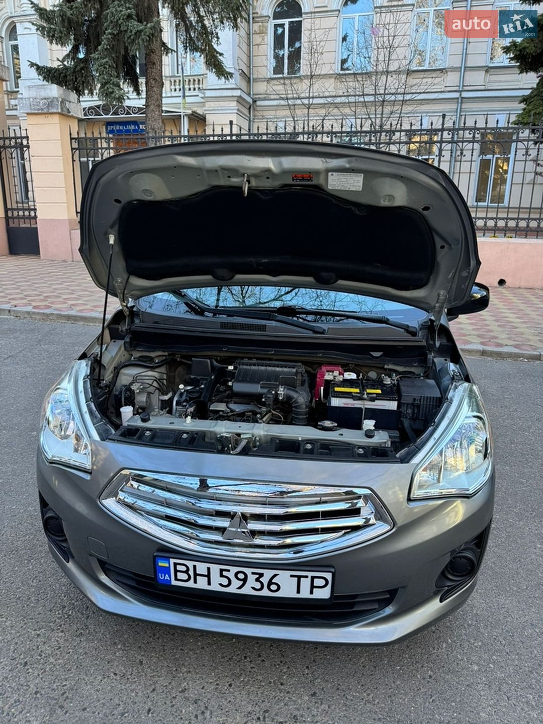 Mitsubishi Mirage 2019 VIN ML32F4FJ6LHF01419 фото оголошення 10 з 23