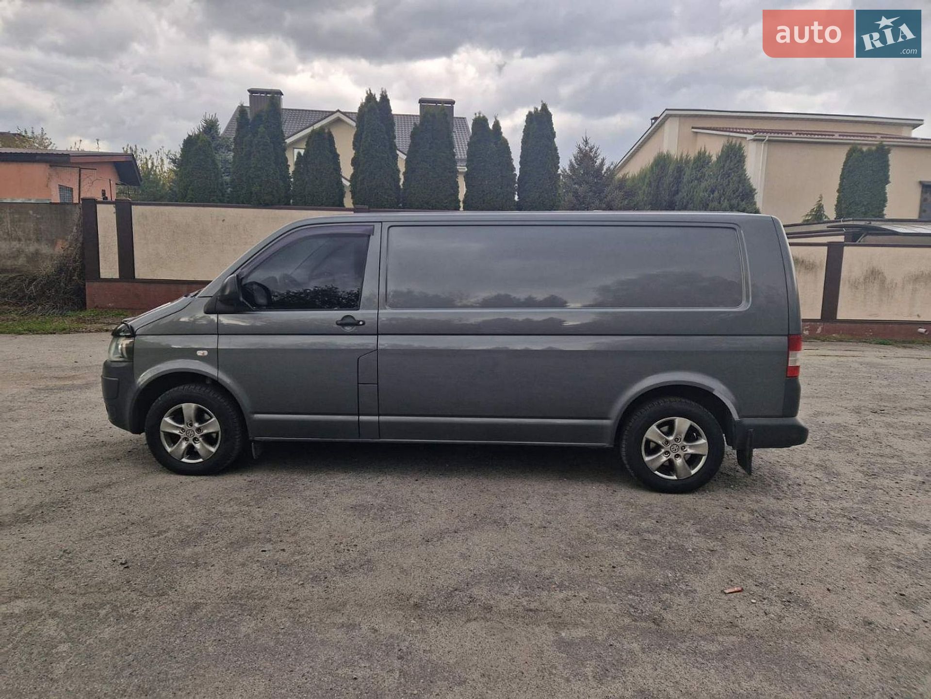 Volkswagen Transporter 2010 VIN WV1ZZZ7HZBH060429 фото оголошення 3 з 17