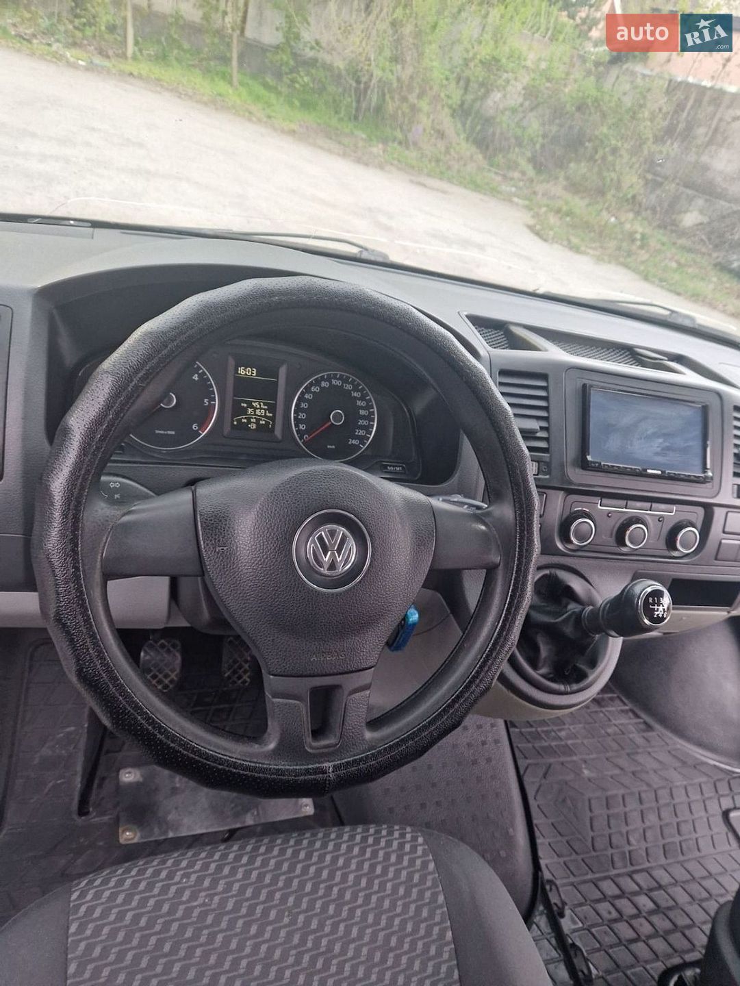 Volkswagen Transporter 2010 VIN WV1ZZZ7HZBH060429 фото оголошення 12 з 17