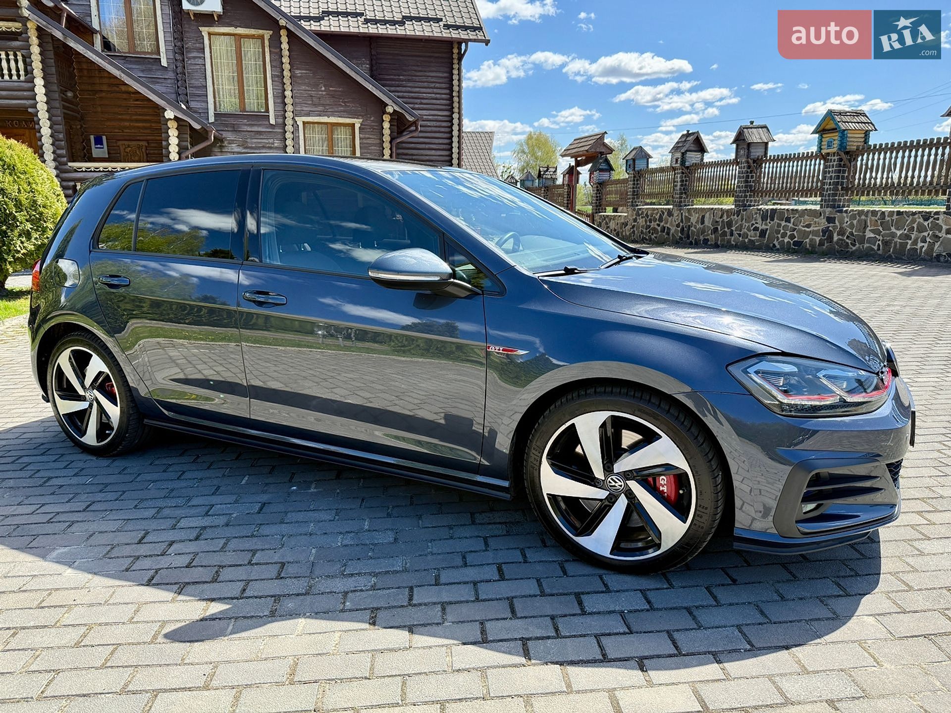 Volkswagen Golf GTI 2018 VIN 3VW447AU8JM277863 фото оголошення 6 з 35