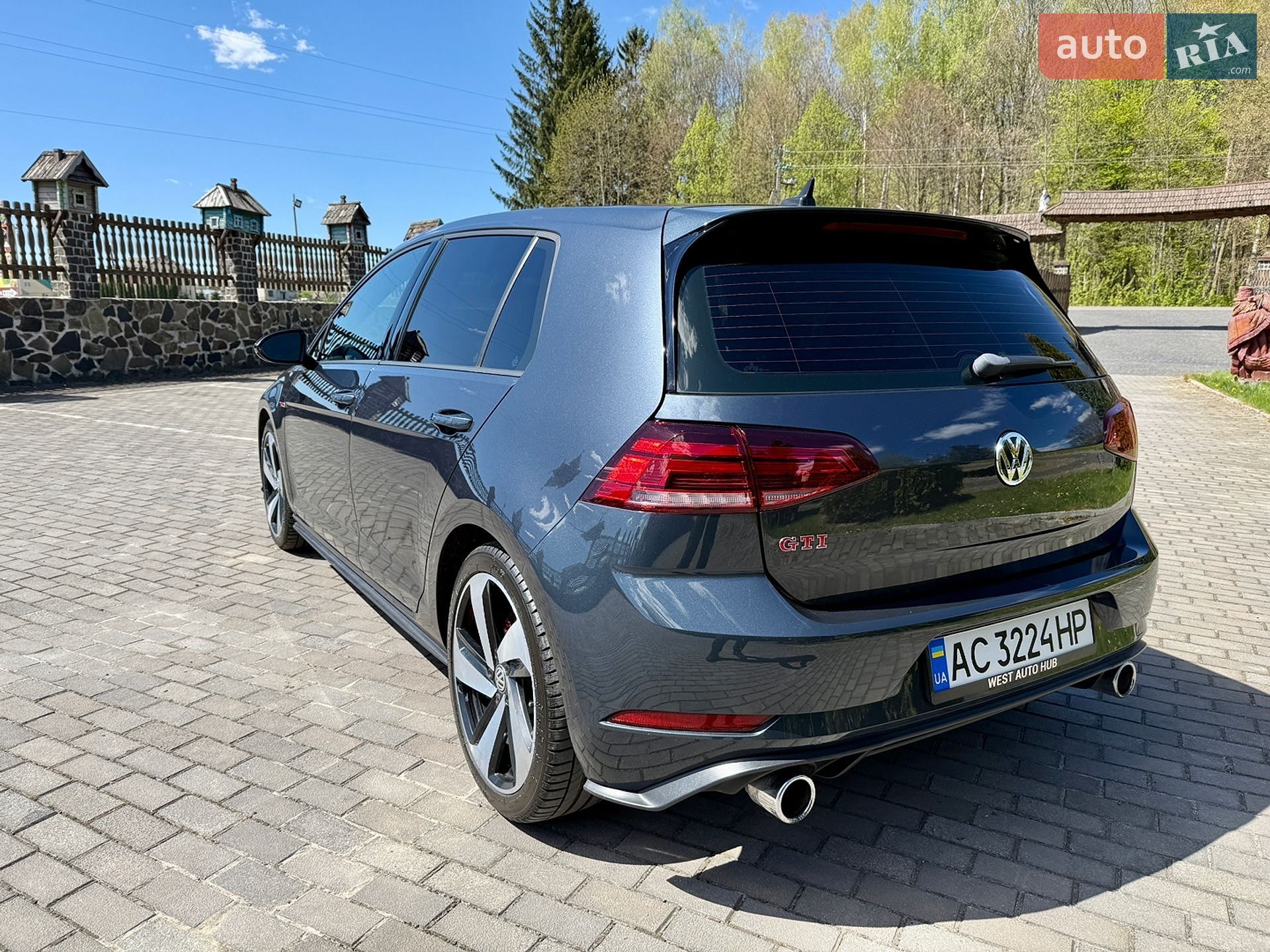 Volkswagen Golf GTI 2018 VIN 3VW447AU8JM277863 фото оголошення 8 з 35