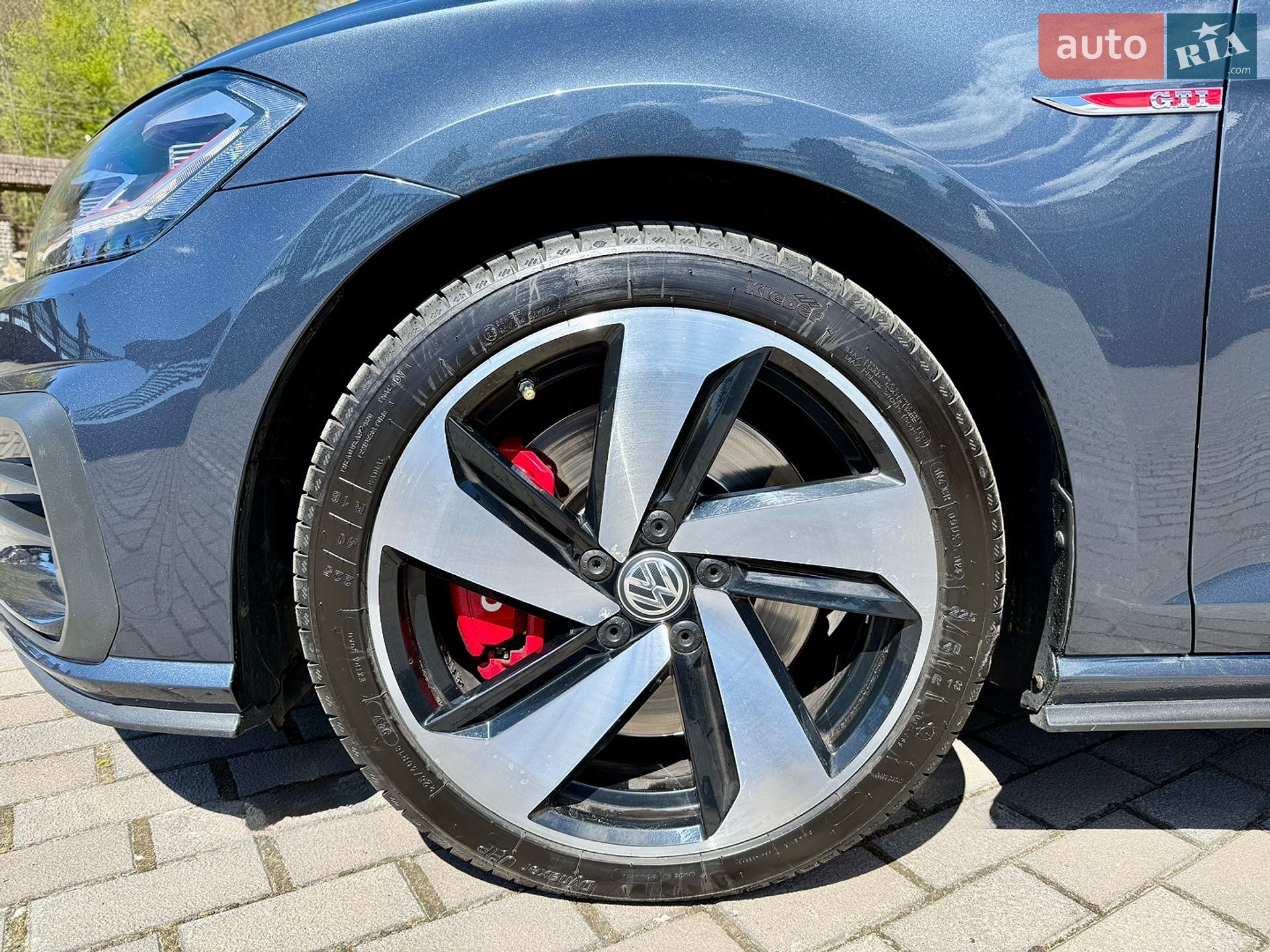 Volkswagen Golf GTI 2018 VIN 3VW447AU8JM277863 фото оголошення 10 з 35