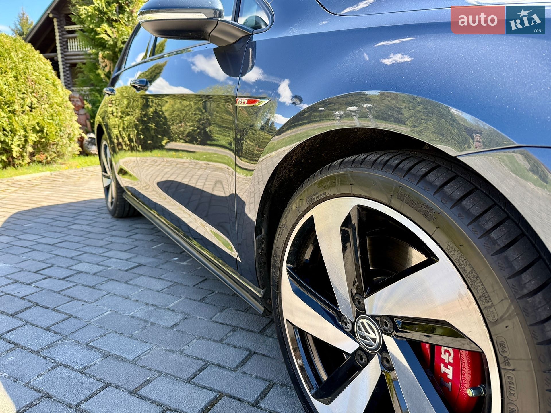 Volkswagen Golf GTI 2018 VIN 3VW447AU8JM277863 фото оголошення 14 з 35