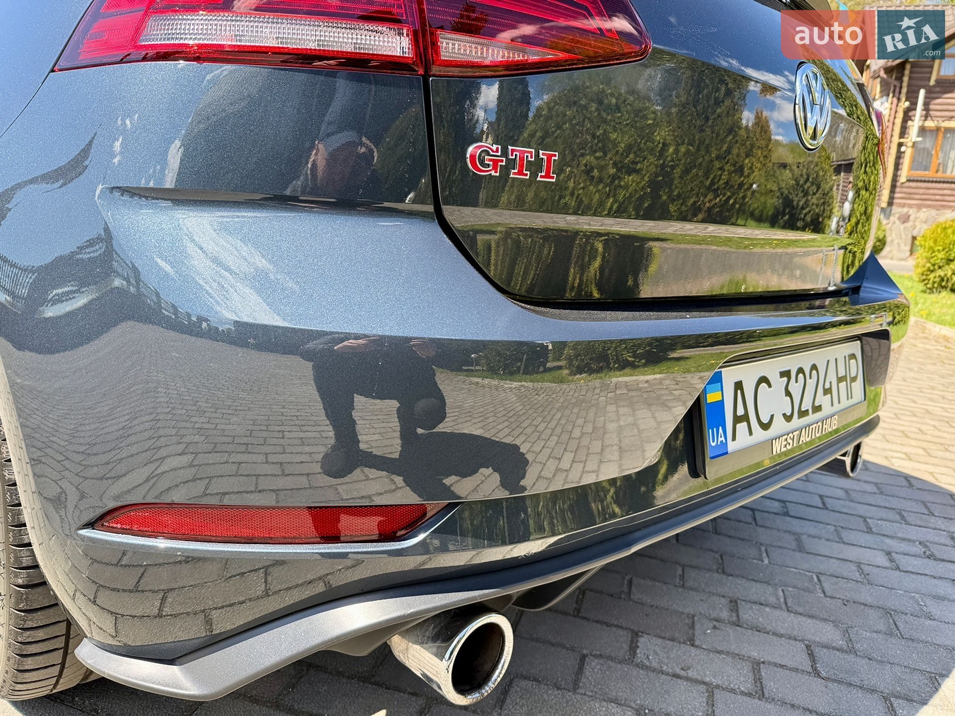 Volkswagen Golf GTI 2018 VIN 3VW447AU8JM277863 фото оголошення 16 з 35