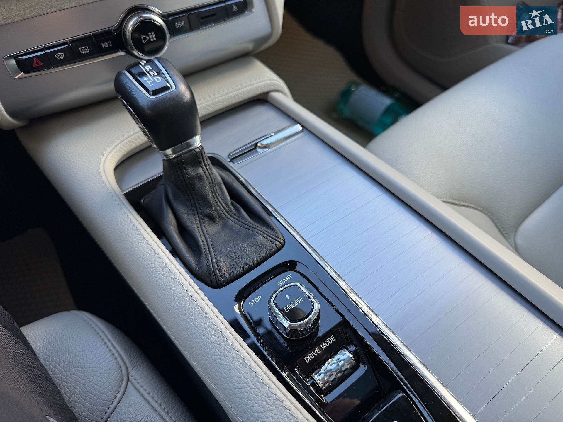 Volvo Xc90 2016 VIN YV4A22PK2H1107197 фото оголошення 20 з 29