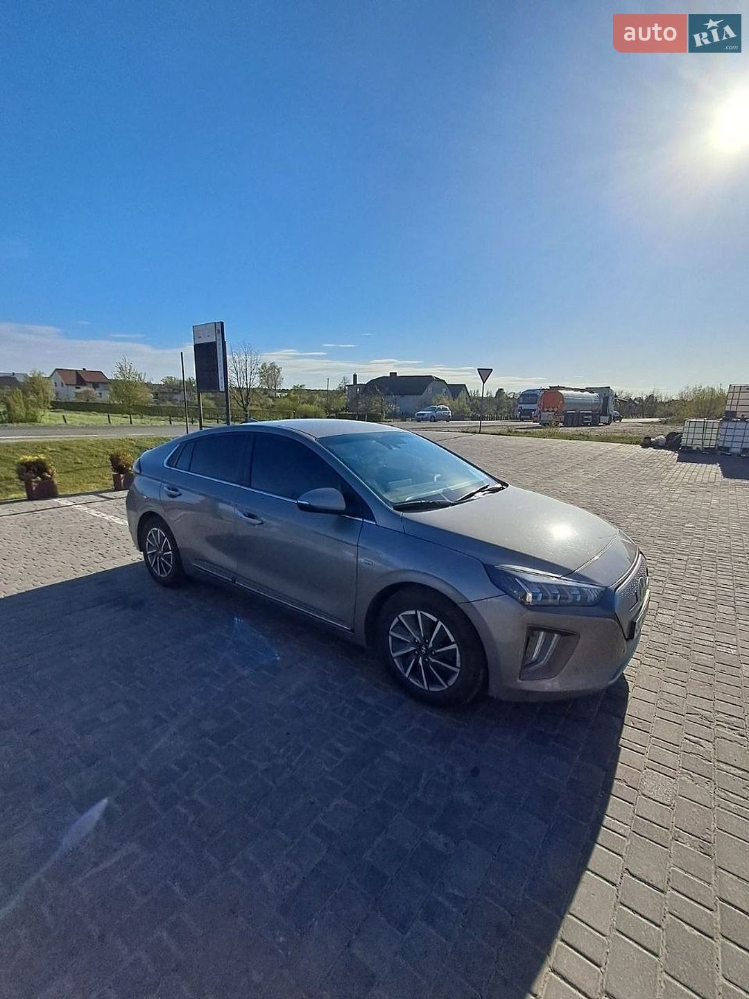 Hyundai Ioniq 2021 VIN KMHC851JFLU069106 фото оголошення 13 з 47