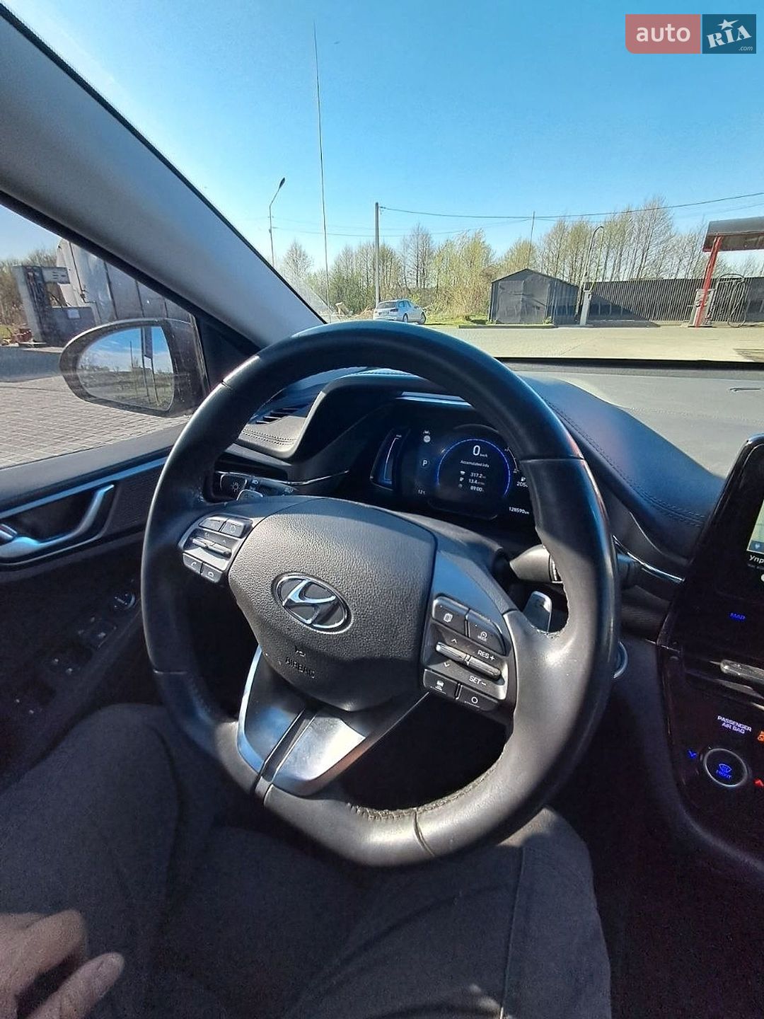 Hyundai Ioniq 2021 VIN KMHC851JFLU069106 фото оголошення 23 з 47