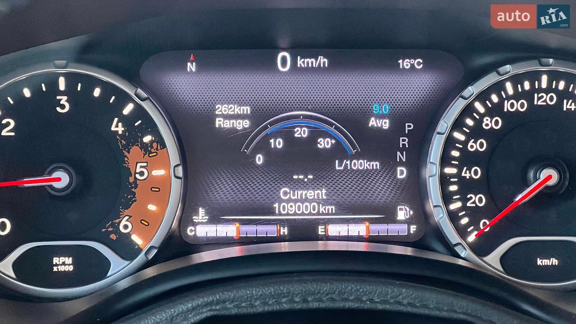 Jeep Renegade 2016 VIN 1C4BU0000GPD13870 фото оголошення 9 з 16