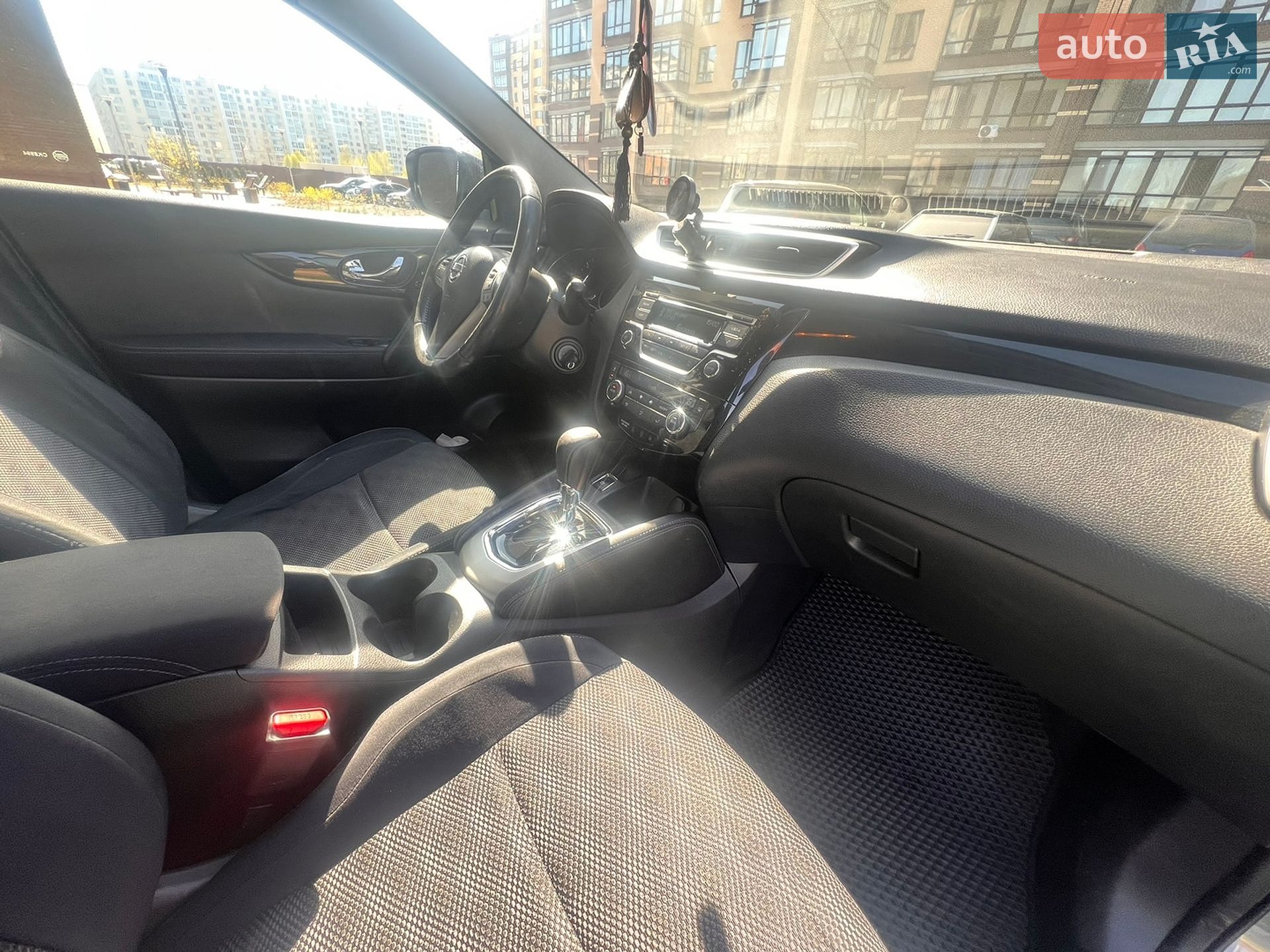 Nissan Qashqai 2015 VIN SJNFDAJ11U1355734 фото оголошення 6 з 9