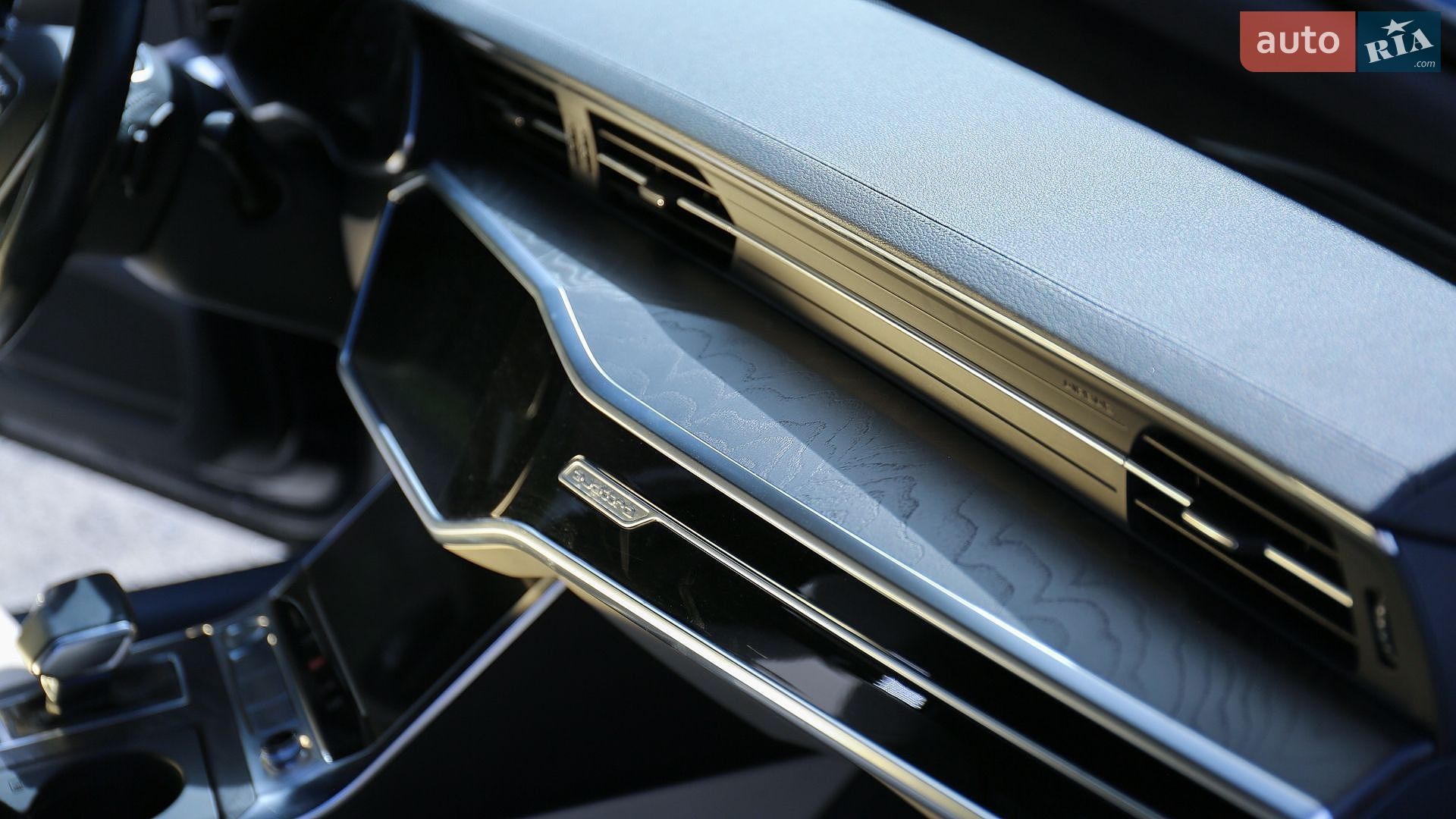 Audi A7 Sportback 2018 VIN WAUP2AF23KN033262 фото оголошення 42 з 63