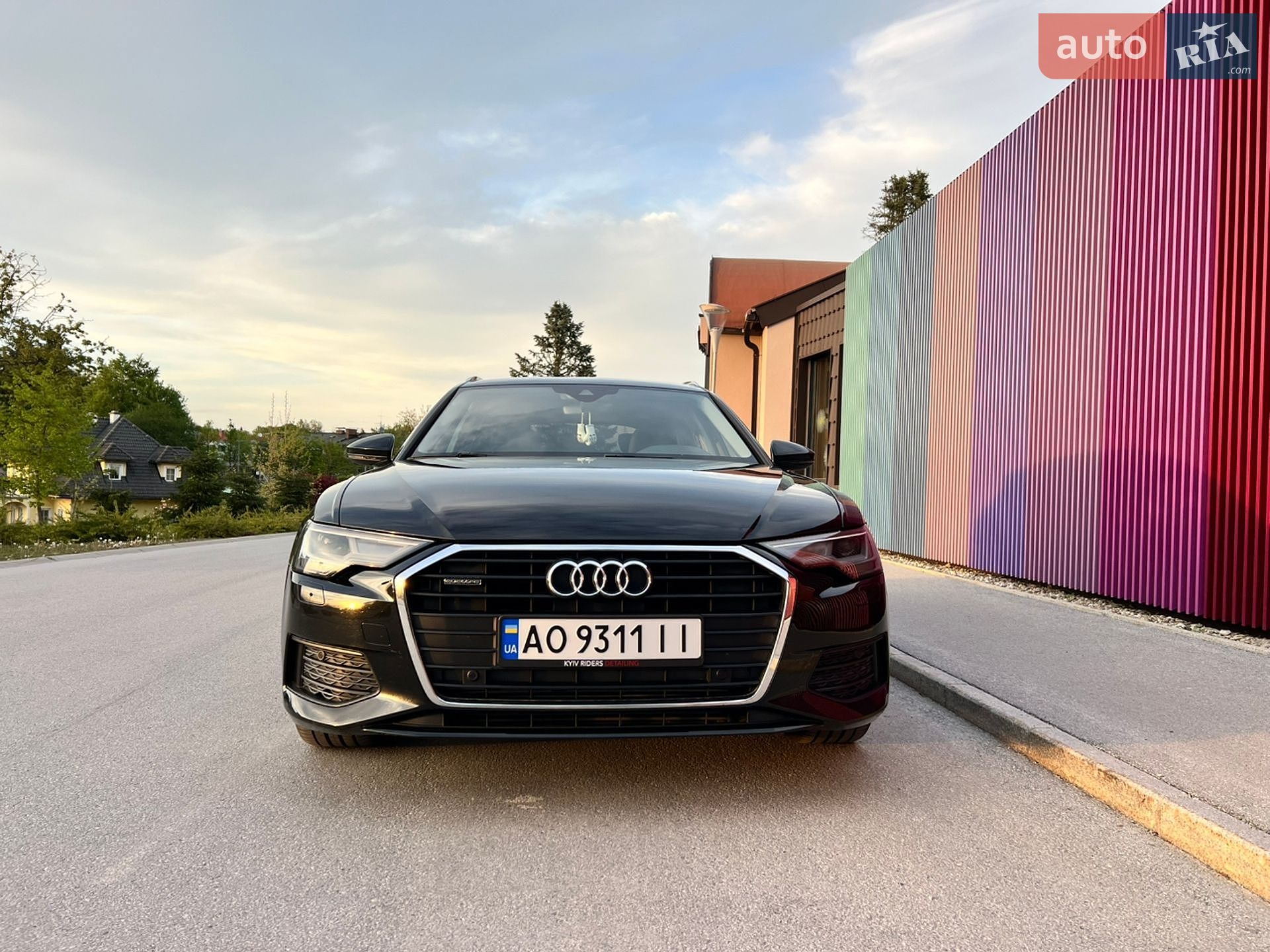 Audi A6 2019 VIN WAUZZZF22LN009667 фото оголошення 2 з 29