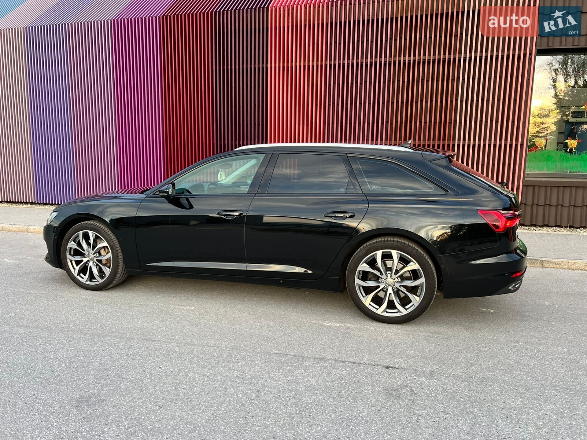 Audi A6 2019 VIN WAUZZZF22LN009667 фото оголошення 8 з 29