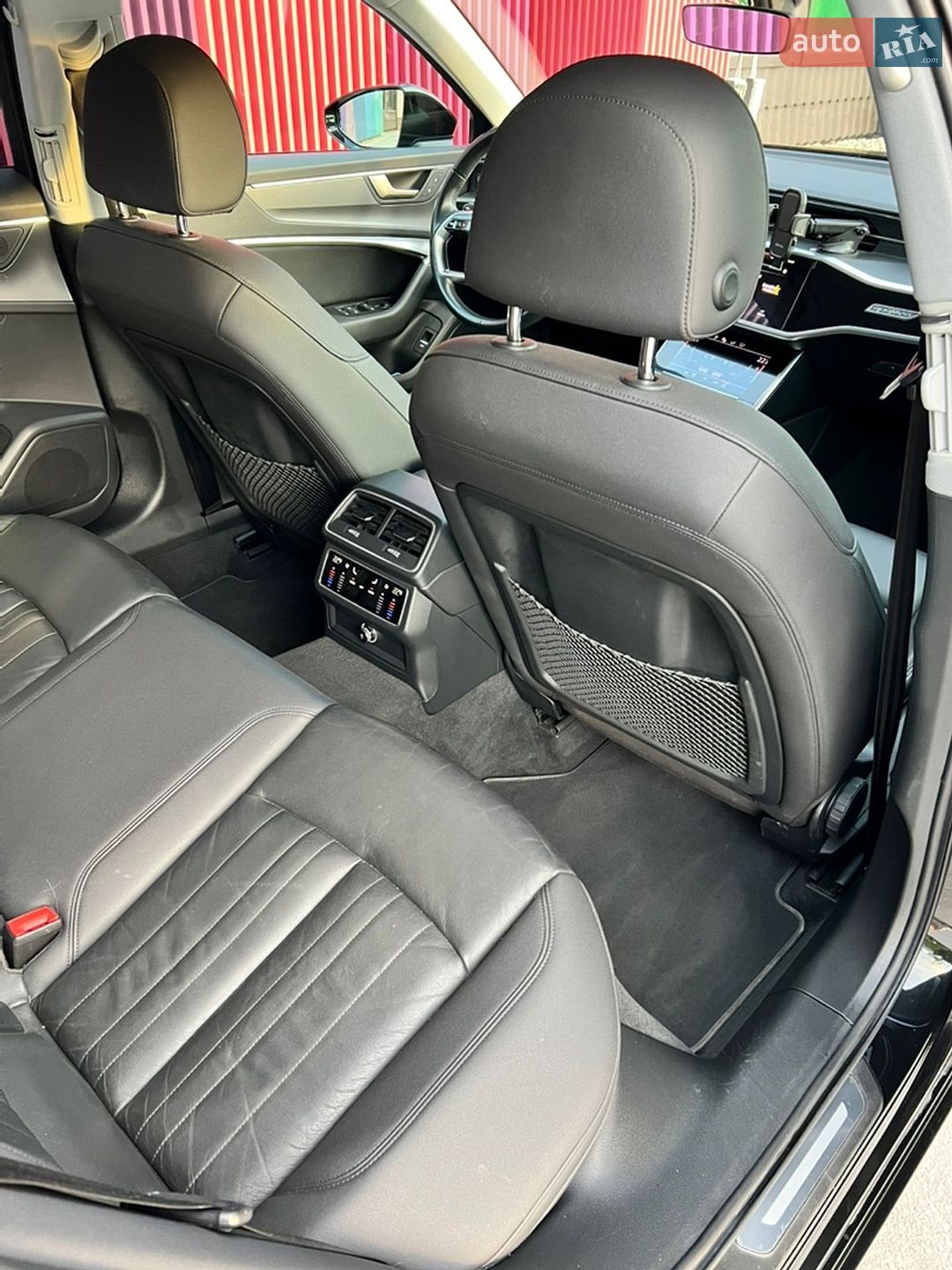 Audi A6 2019 VIN WAUZZZF22LN009667 фото оголошення 26 з 29