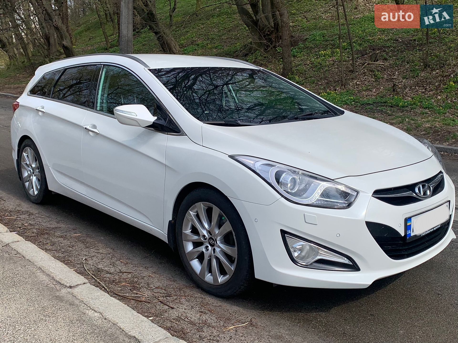Hyundai i40 2012 VIN KMHLC81UACU028549 фото оголошення 14 з 19