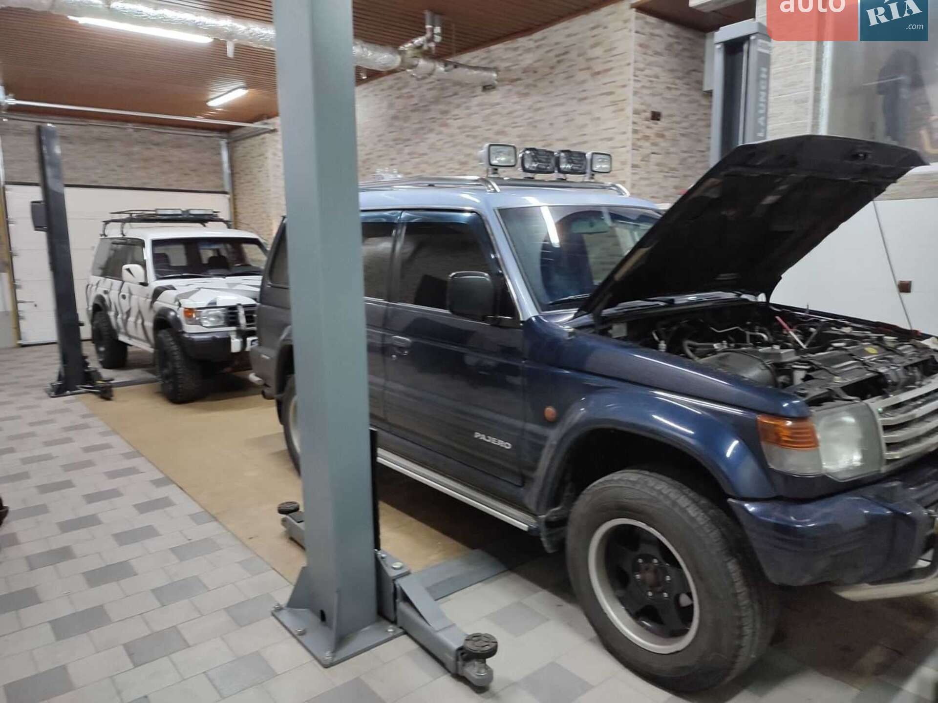 Mitsubishi Pajero 1997 VIN JMB0NV460VJ005176 фото оголошення 17 з 31