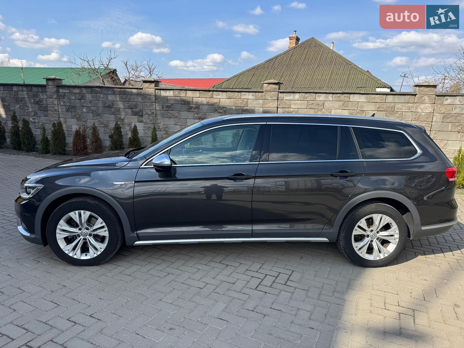 Volkswagen Passat Alltrack 2018 VIN WVWZZZ3CZKE044981 фото оголошення 7 з 37