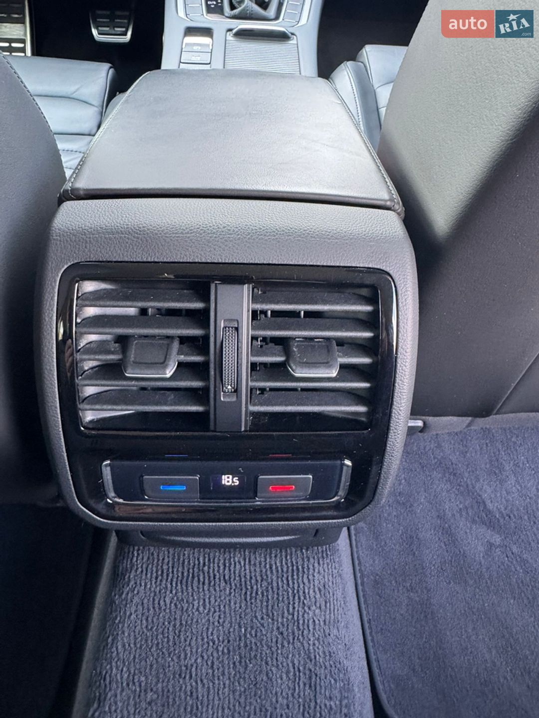 Volkswagen Passat Alltrack 2018 VIN WVWZZZ3CZKE044981 фото оголошення 16 з 37