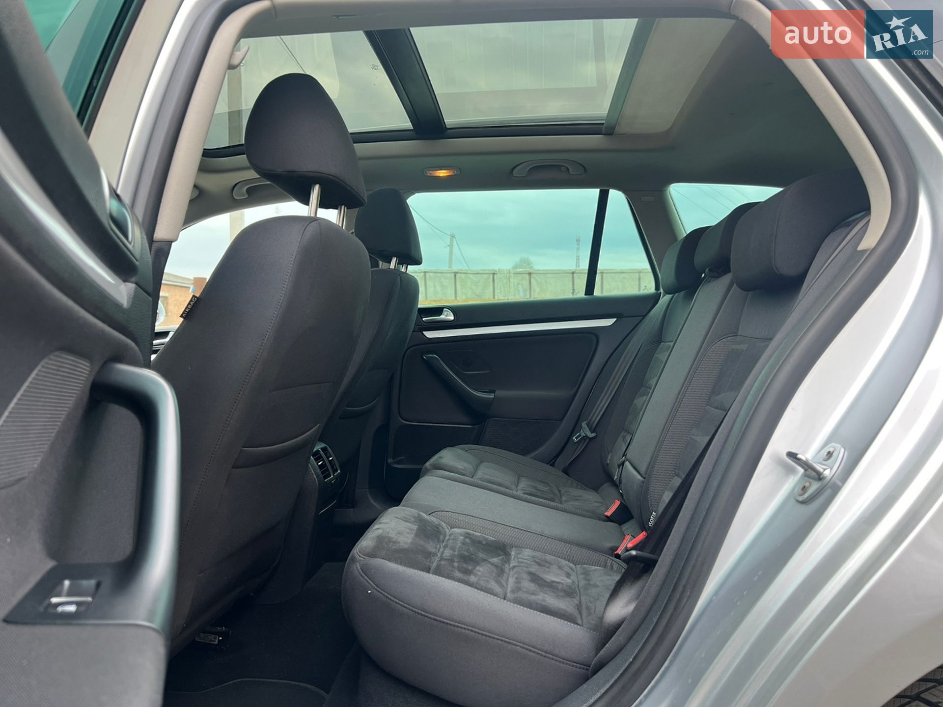 Volkswagen Golf 2011 VIN WVWZZZ1KZBM621886 фото оголошення 23 з 64