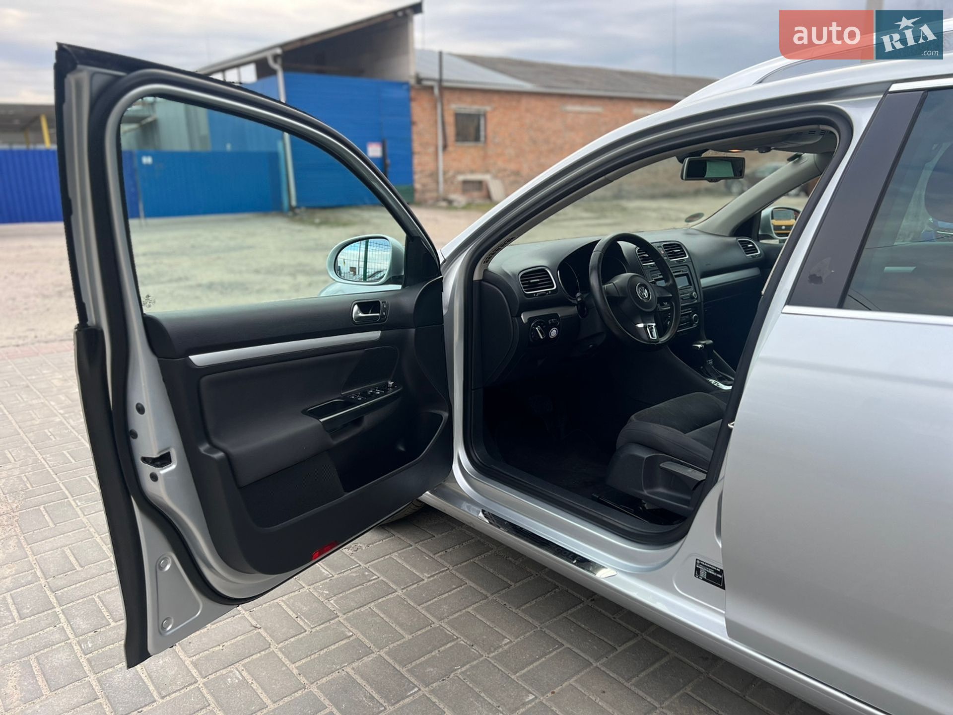 Volkswagen Golf 2011 VIN WVWZZZ1KZBM621886 фото оголошення 29 з 64