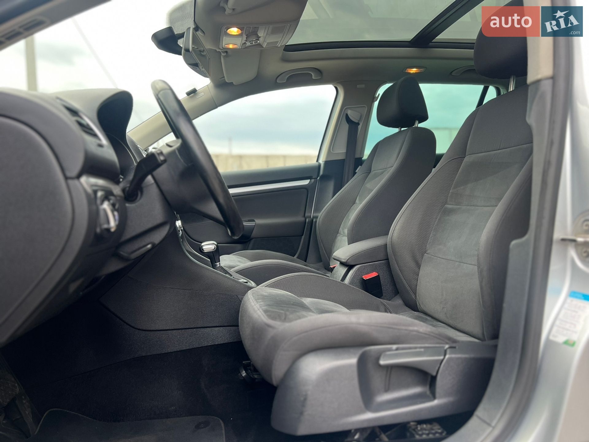 Volkswagen Golf 2011 VIN WVWZZZ1KZBM621886 фото оголошення 33 з 64