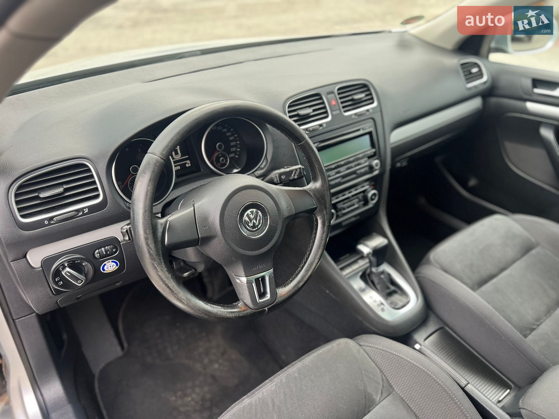 Volkswagen Golf 2011 VIN WVWZZZ1KZBM621886 фото оголошення 37 з 64