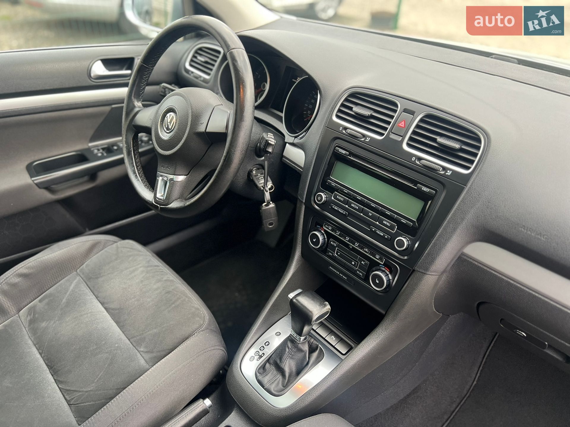 Volkswagen Golf 2011 VIN WVWZZZ1KZBM621886 фото оголошення 55 з 64