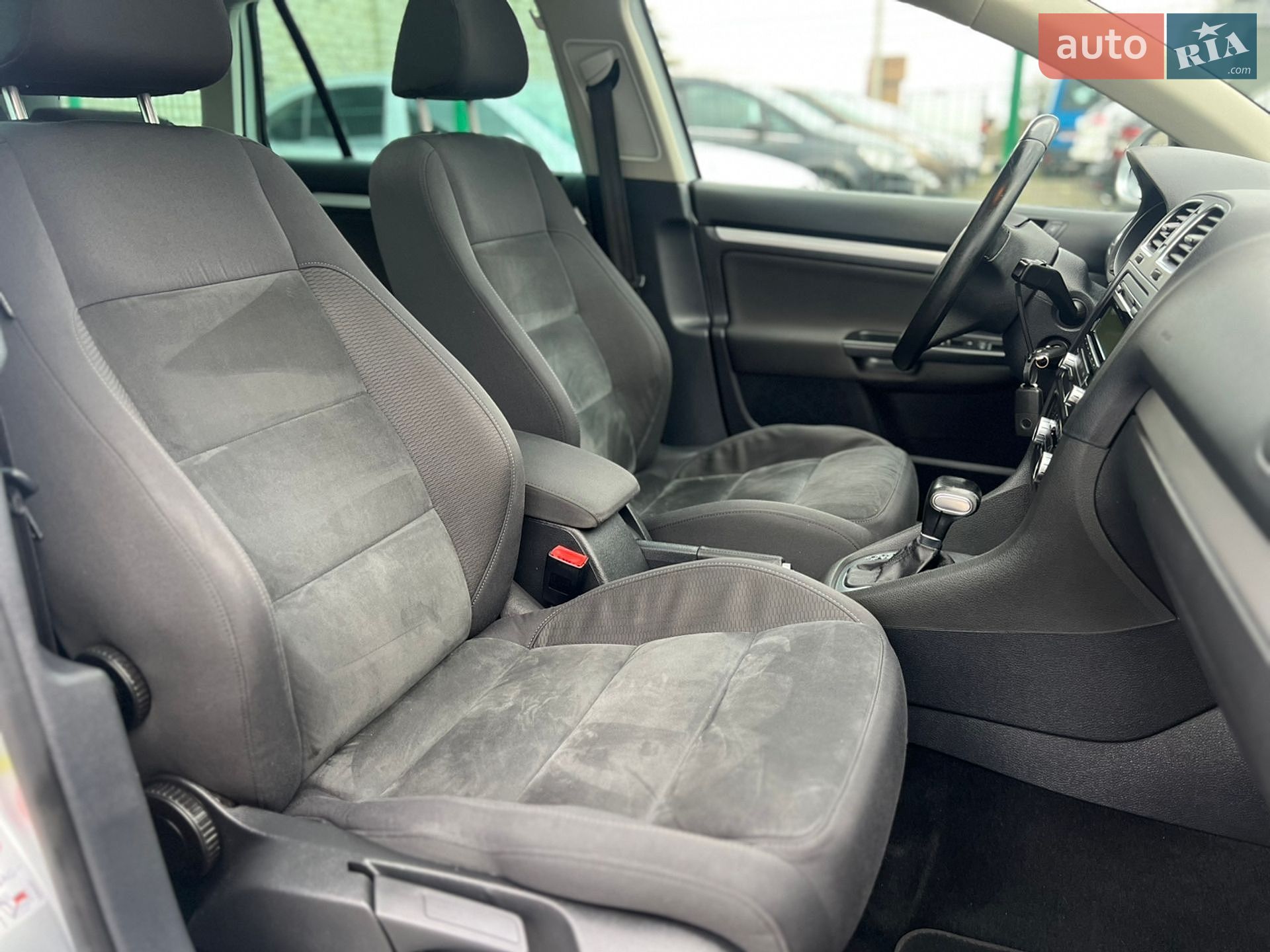 Volkswagen Golf 2011 VIN WVWZZZ1KZBM621886 фото оголошення 56 з 64