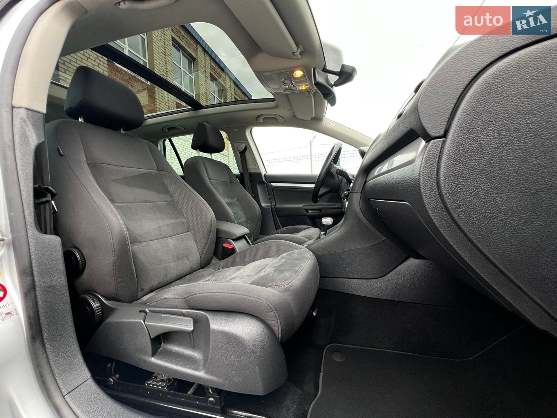 Volkswagen Golf 2011 VIN WVWZZZ1KZBM621886 фото оголошення 58 з 64
