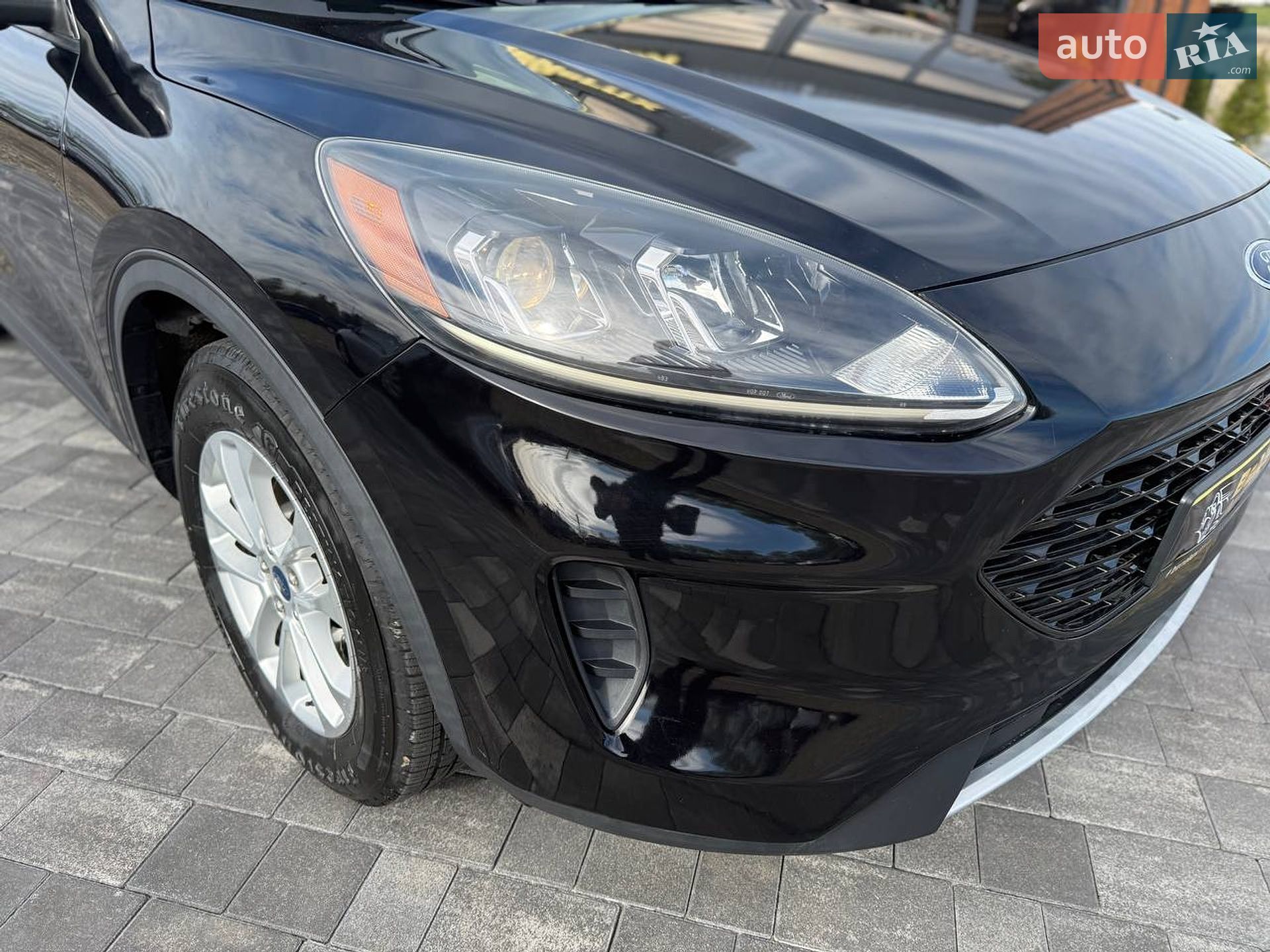 Ford Escape 2020 VIN 1FMCU9G60LUB19000 фото оголошення 11 з 21