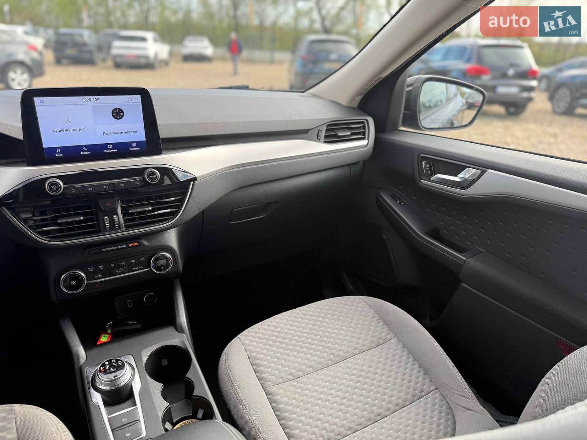 Ford Escape 2020 VIN 1FMCU9G60LUB19000 фото оголошення 18 з 21