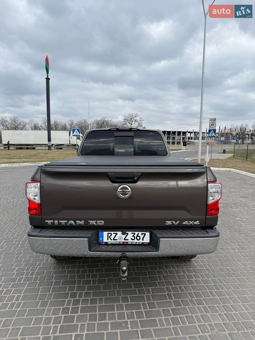 Nissan Titan 2017 VIN 1N6BA1F31HN528221 фото оголошення 19 з 47