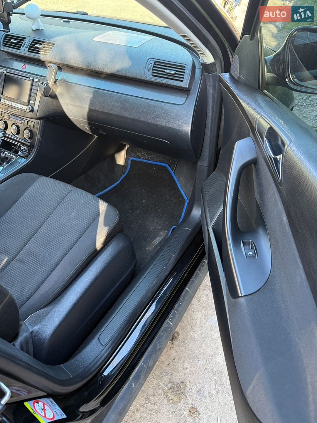 Volkswagen Passat 2006 VIN WVWZZZ3CZ7P015989 фото оголошення 7 з 9