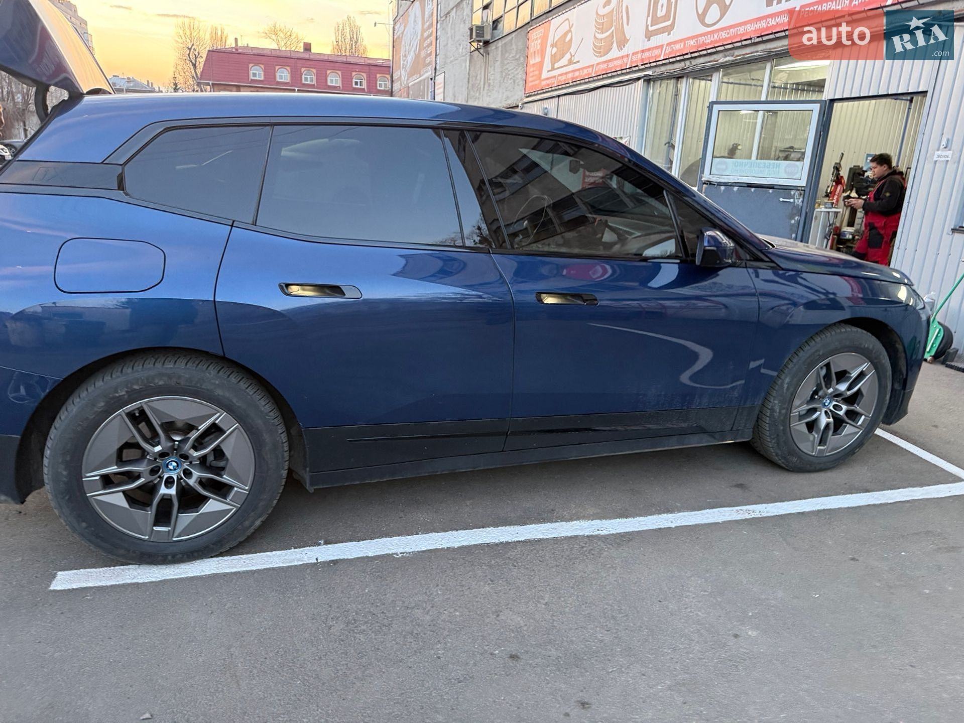 BMW iX 2022 VIN WBY21CF060CL72650 фото оголошення 18 з 27
