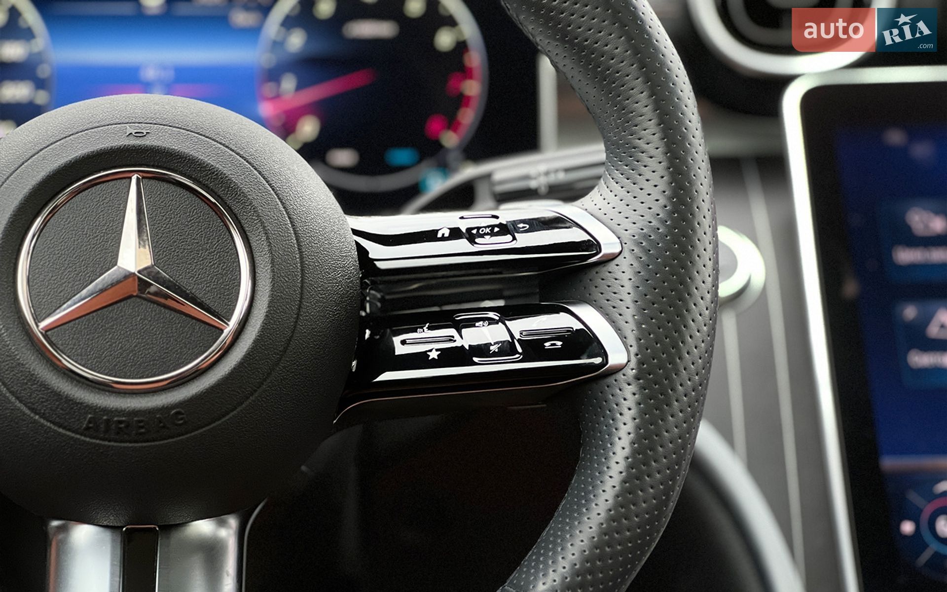 Mercedes-Benz C-Class 2023 VIN W1KAF4GB3RR186116 фото оголошення 16 з 36