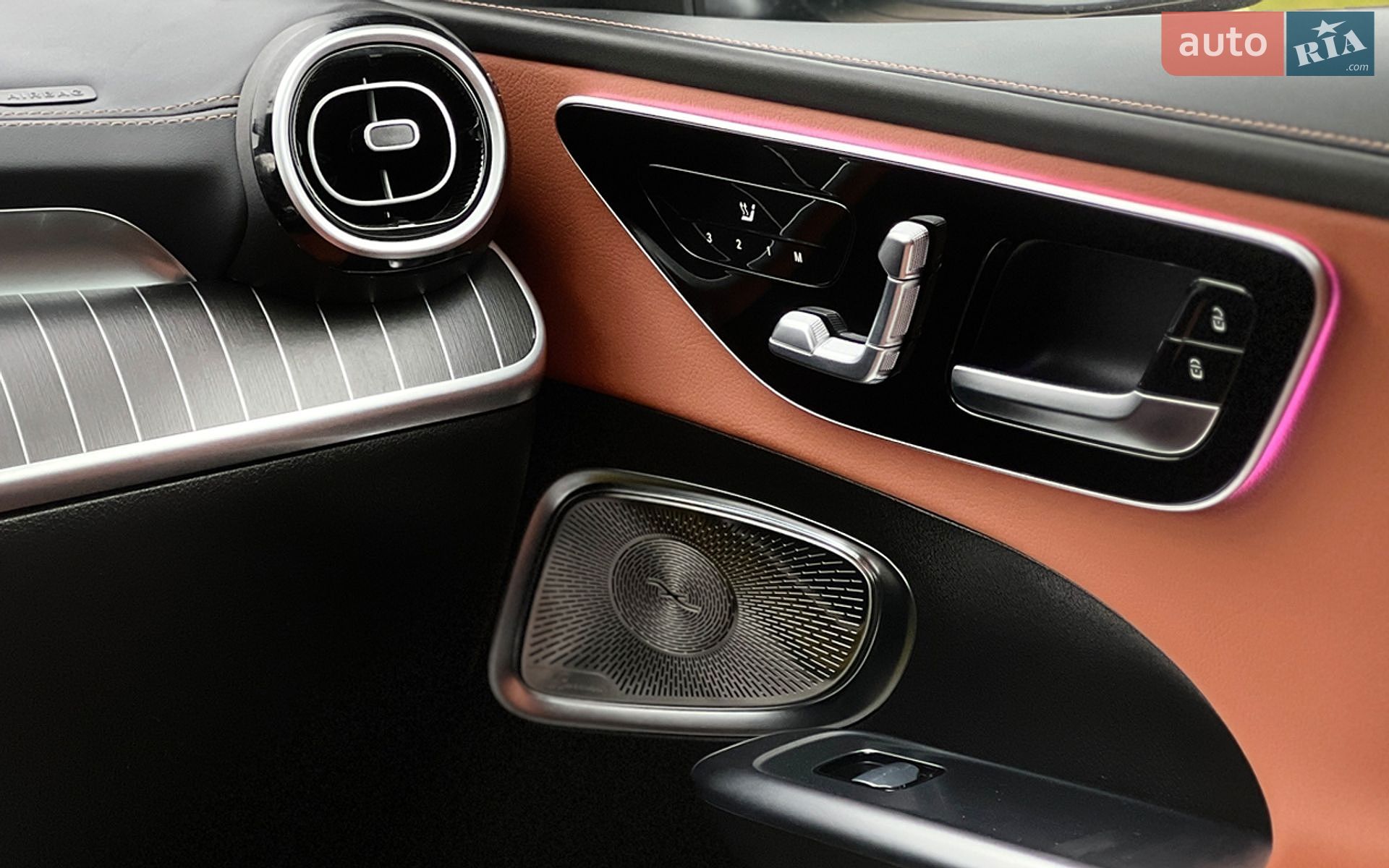 Mercedes-Benz C-Class 2023 VIN W1KAF4GB3RR186116 фото оголошення 26 з 36