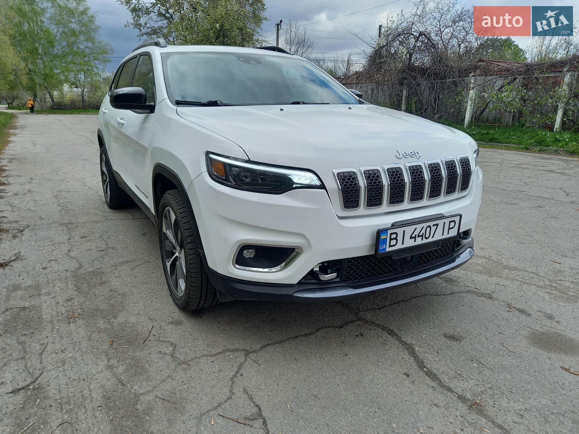 Jeep Cherokee 2022 VIN 1C4PJMDX0ND555623 фото оголошення 5 з 26