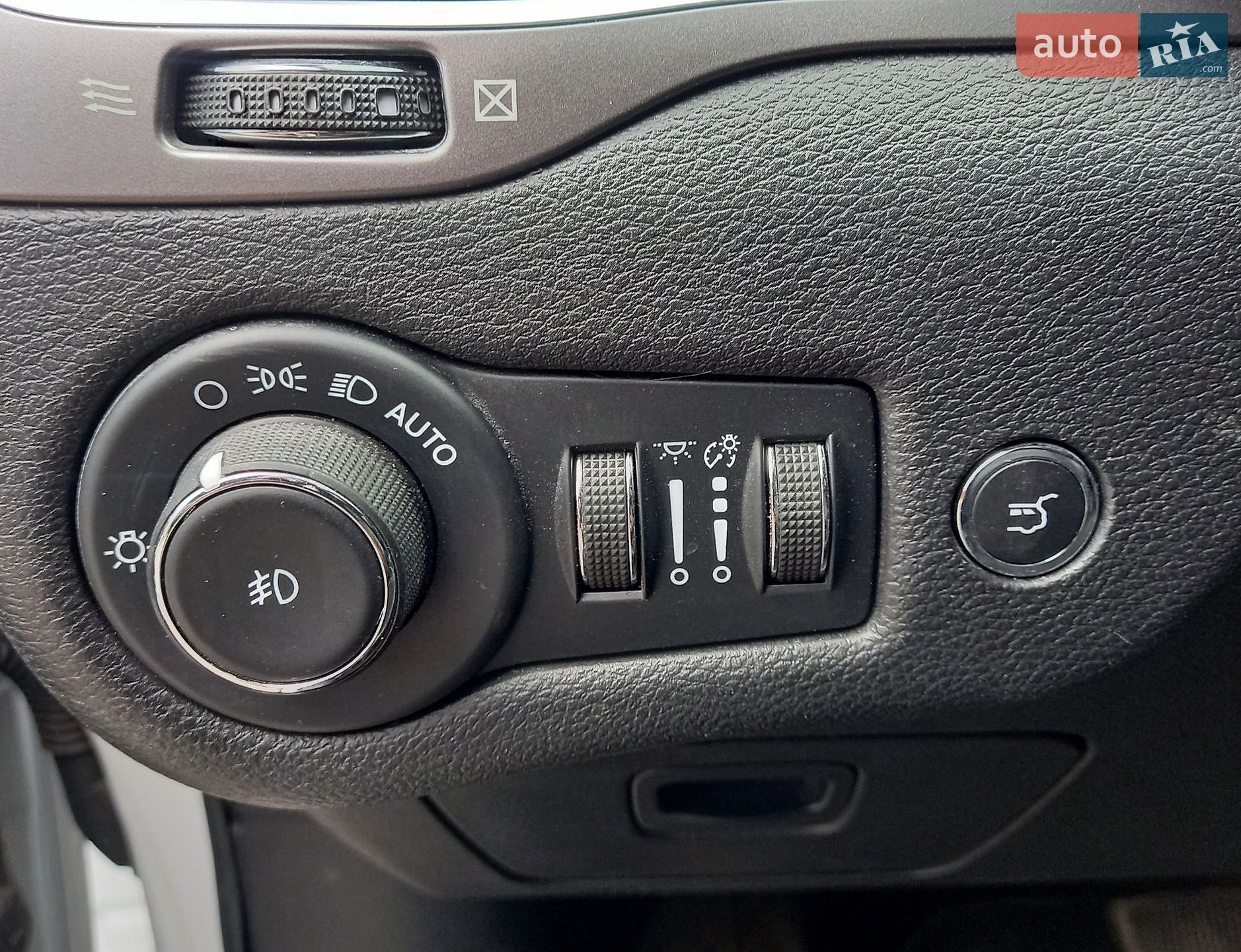 Jeep Cherokee 2022 VIN 1C4PJMDX0ND555623 фото оголошення 7 з 26