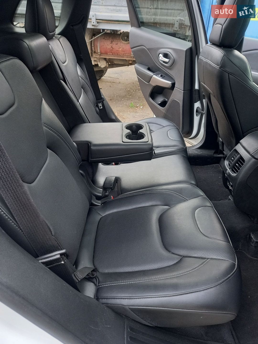 Jeep Cherokee 2022 VIN 1C4PJMDX0ND555623 фото оголошення 14 з 26