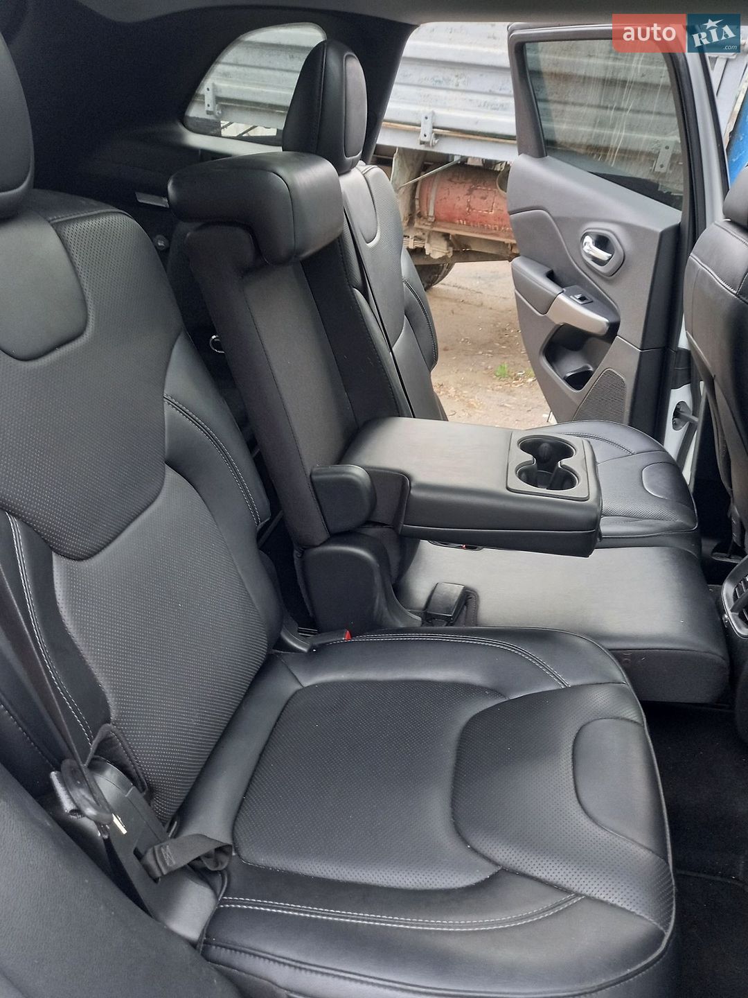 Jeep Cherokee 2022 VIN 1C4PJMDX0ND555623 фото оголошення 15 з 26