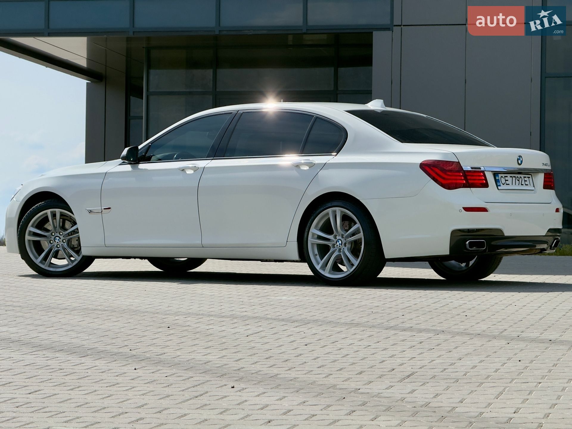 BMW 7 Series 2013 VIN WBAYE4C54DD137439 фото оголошення 4 з 67