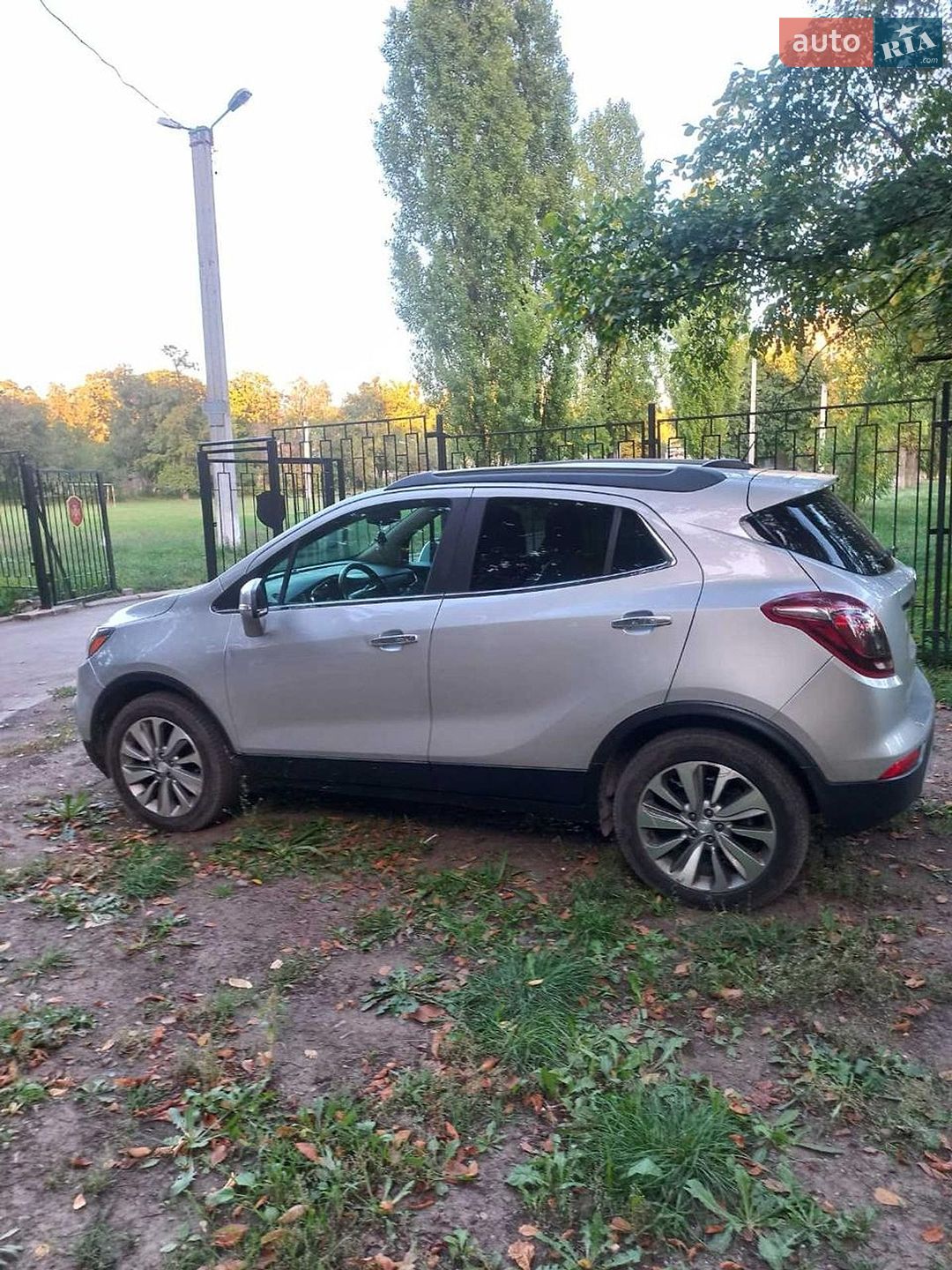 Buick Encore 2018 VIN KL4CJESB4KB752050 фото оголошення 3 з 3