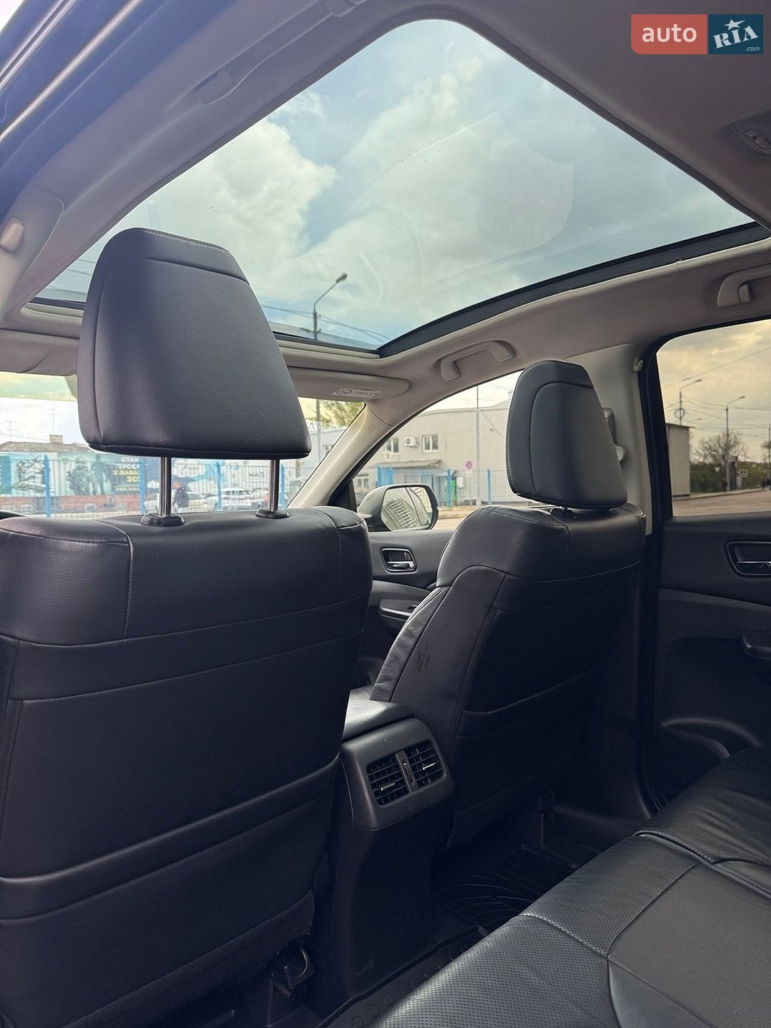 Honda CR-V 2014 VIN SHSRE6890EU000594 фото оголошення 16 з 22