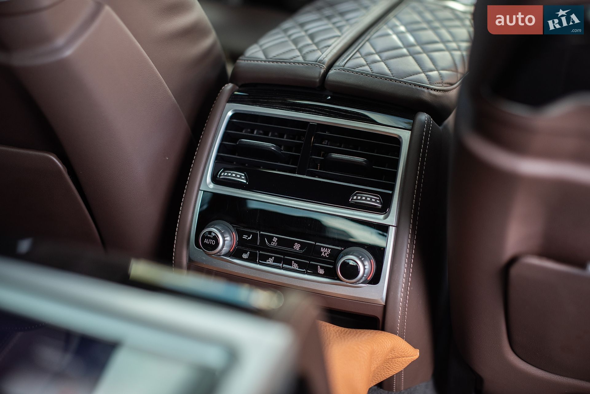 BMW 7 Series 2019 VIN WBA7S6104LCD21469 фото оголошення 8 з 29