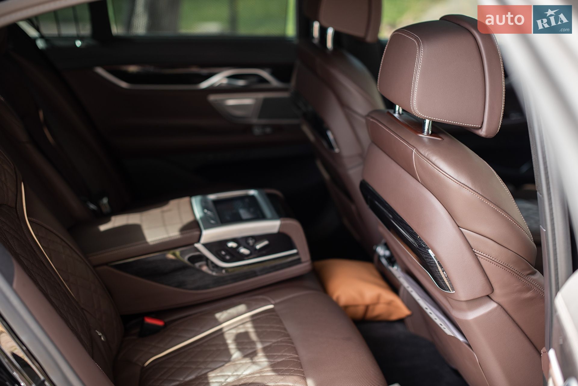 BMW 7 Series 2019 VIN WBA7S6104LCD21469 фото оголошення 17 з 29
