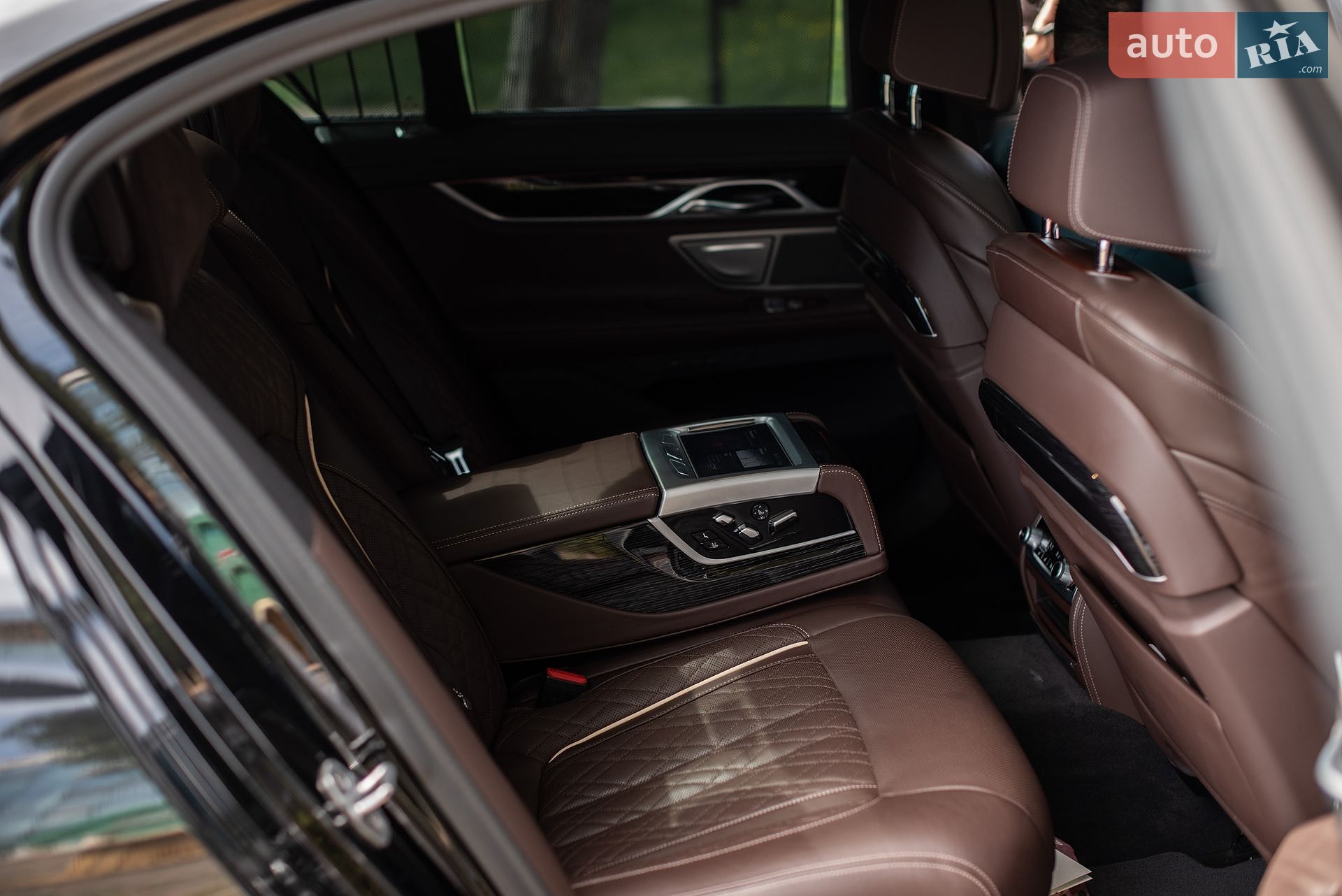 BMW 7 Series 2019 VIN WBA7S6104LCD21469 фото оголошення 26 з 29