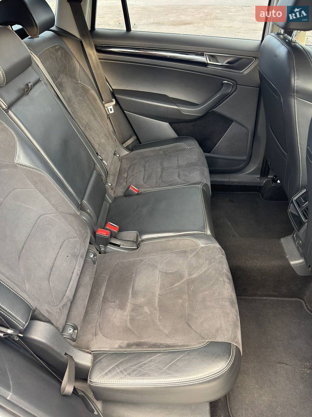 Skoda Kodiaq 2017 VIN TMBLJ4NS2JB400241 фото оголошення 28 з 34